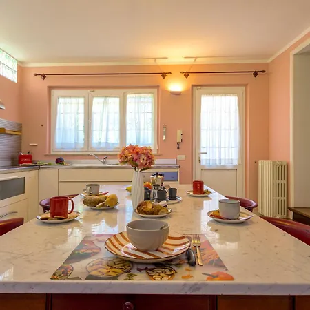 Robin, Elegante E Indipendente Citta Giardino فيلة فياريجيو