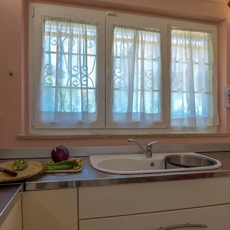 Robin, Elegante E Indipendente Citta Giardino * فياريجيو