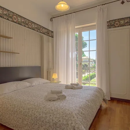 Villa Robin, Elegante E Indipendente Citta Giardino