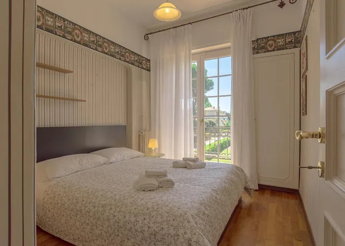 Villa Robin, Elegante E Indipendente Citta Giardino