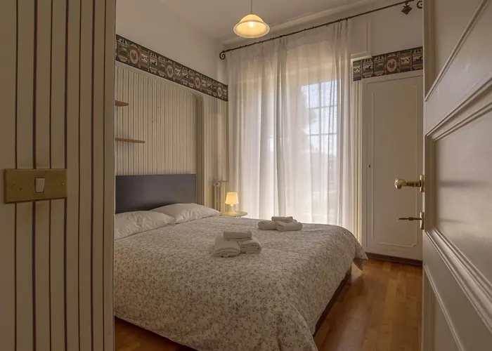 Robin, Elegante E Indipendente Citta Giardino