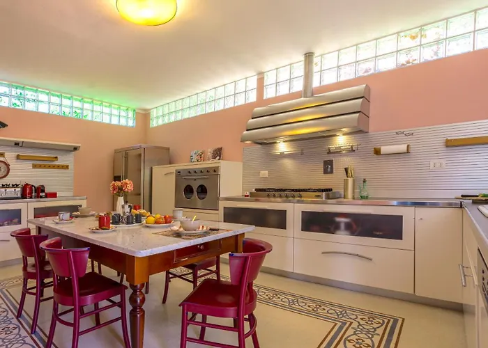 Villa Robin, Elegante E Indipendente Citta Giardino