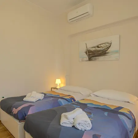 Robin, Elegante E Indipendente Citta Giardino Villa Viareggio