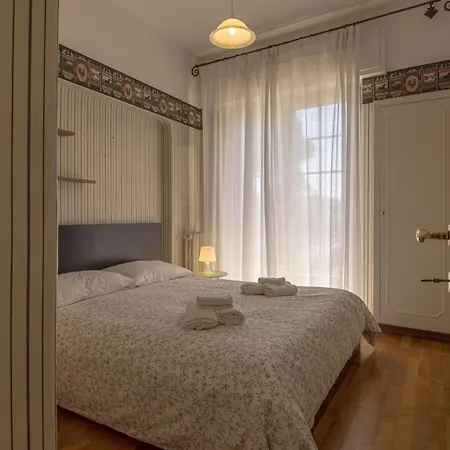 Robin, Elegante E Indipendente Citta Giardino